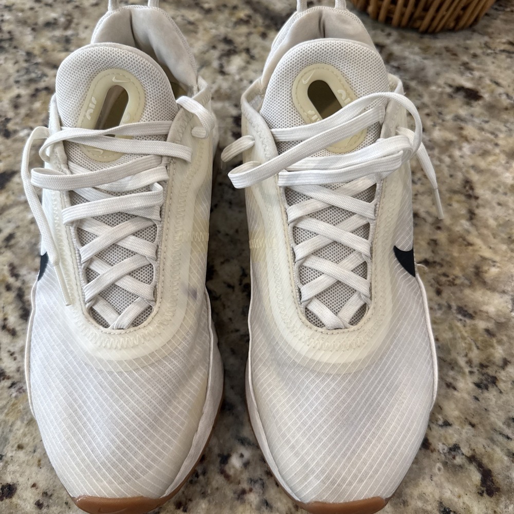 Nike Air Max 2090 CW8610-100 Fossil Gum Summit White Sneakers Size US 8 4112
